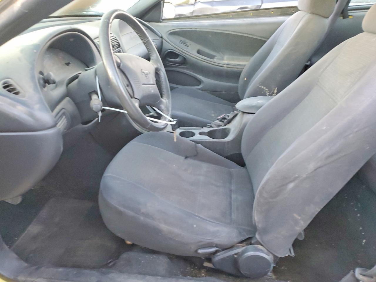 2003 Ford Mustang - Image 7