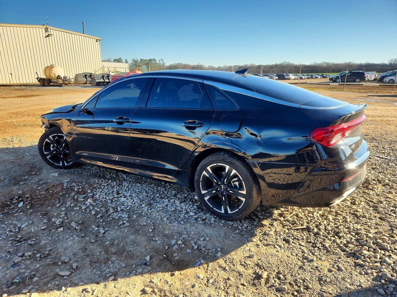 2023 Kia K5 Gt Line - Фото 2