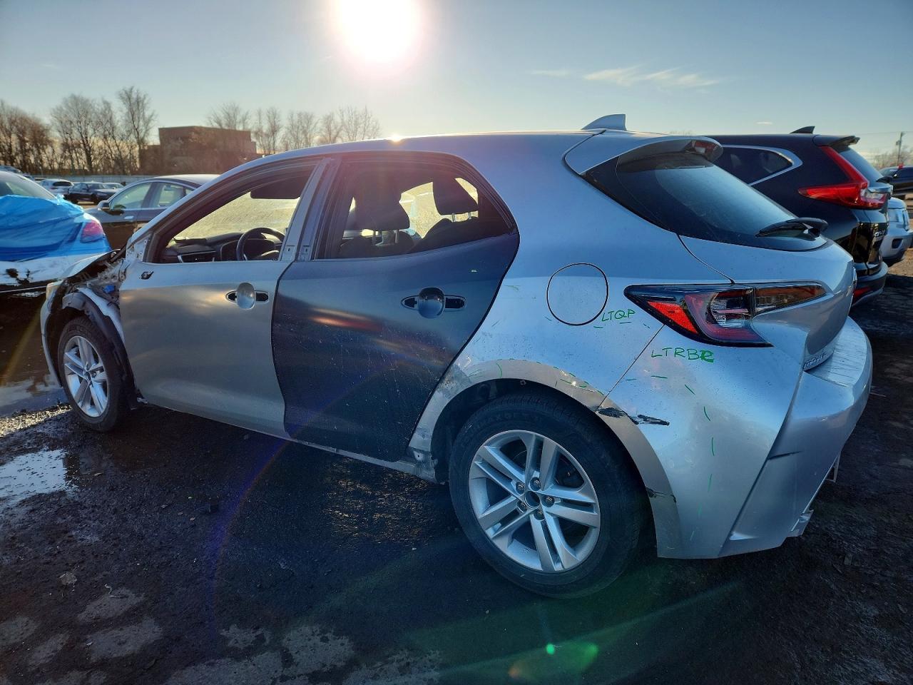 2021 Toyota Corolla Hatchback Se - Image 2