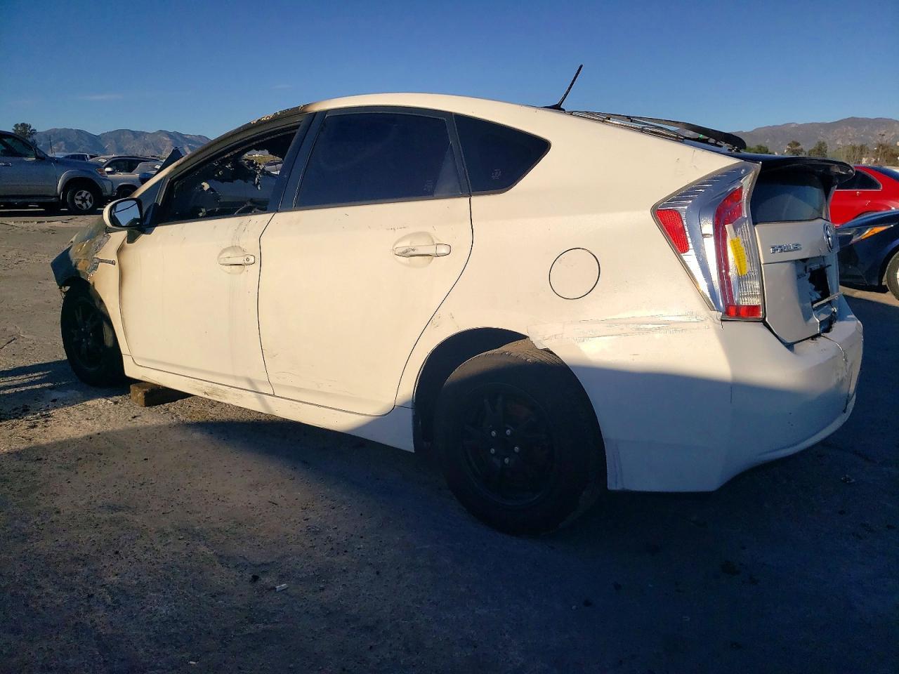 2013 Toyota Prius - Image 2