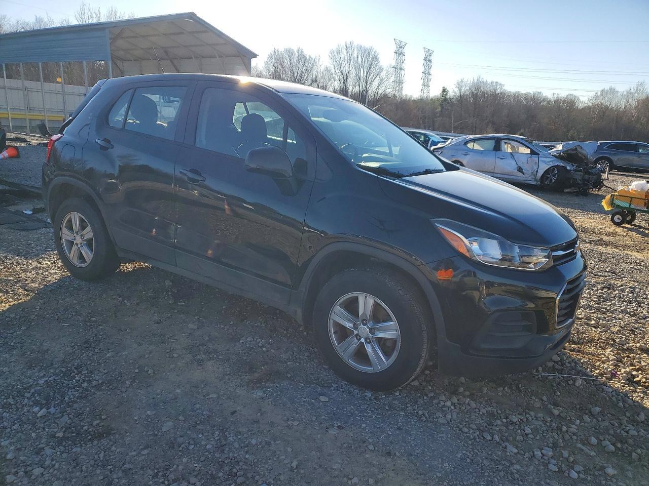 2018 Chevrolet Trax Ls - Image 4