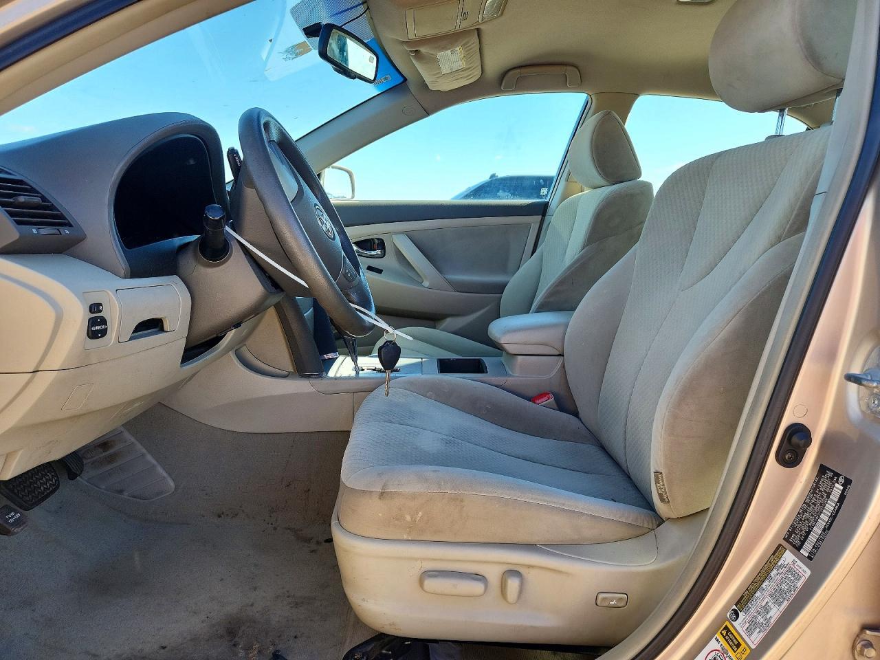 2007 Toyota Camry Le - Image 7