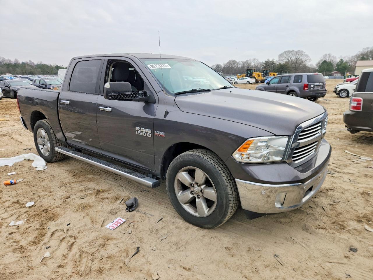 2017 Ram 1500 Slt - Image 4
