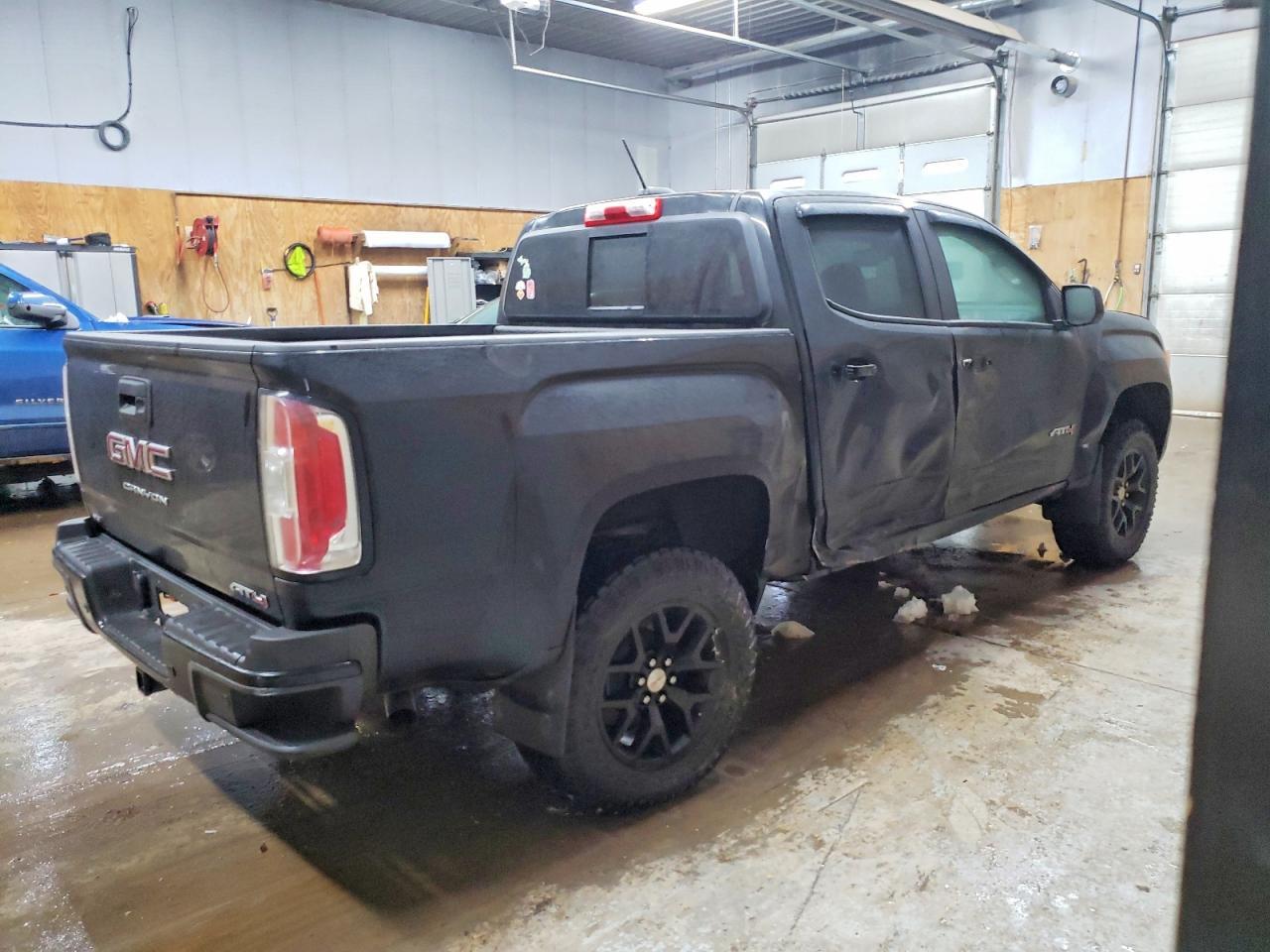 2022 GMC Canyon At4 - Фото 3