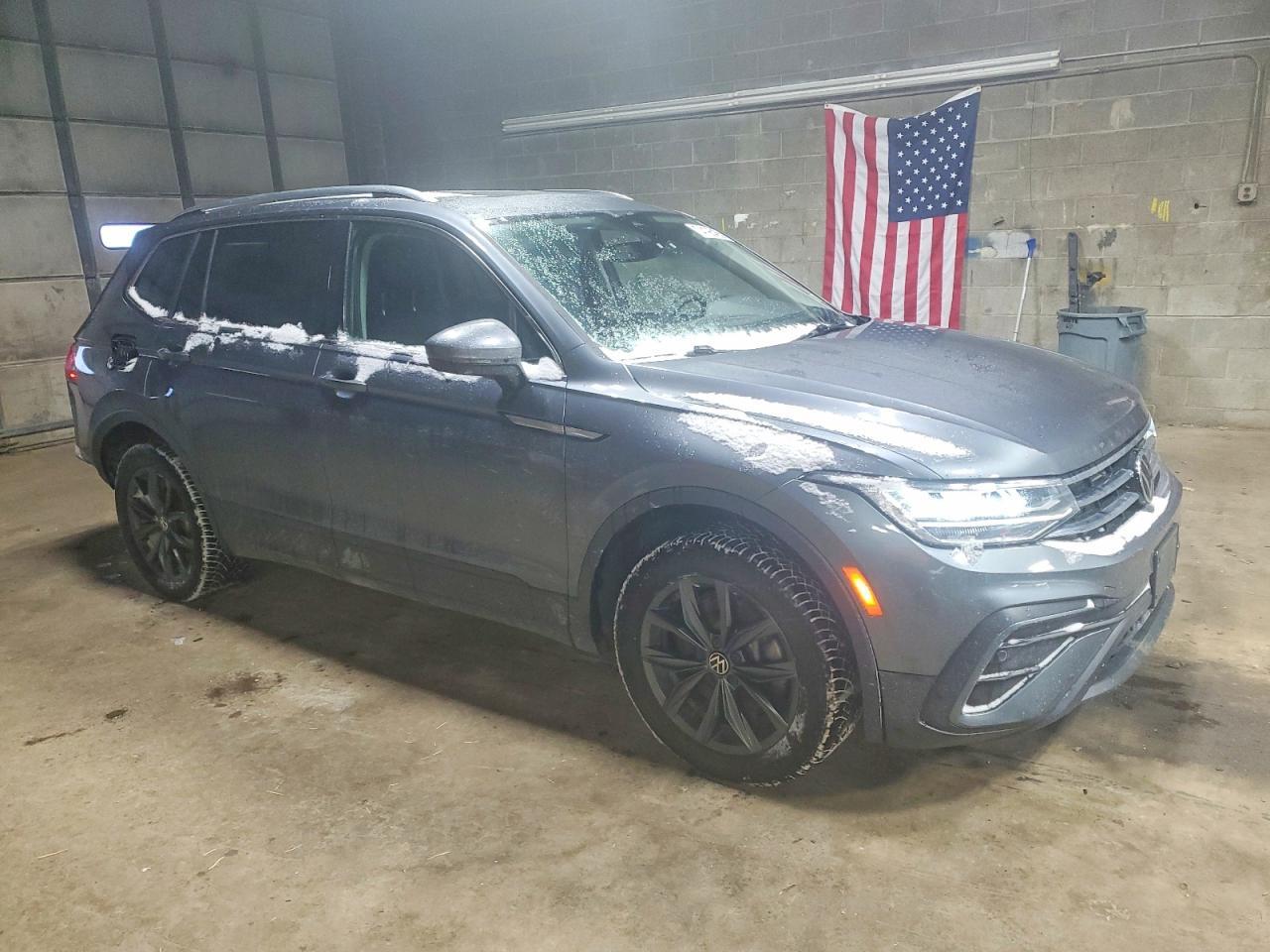 2022 Volkswagen Tiguan Se - Image 4