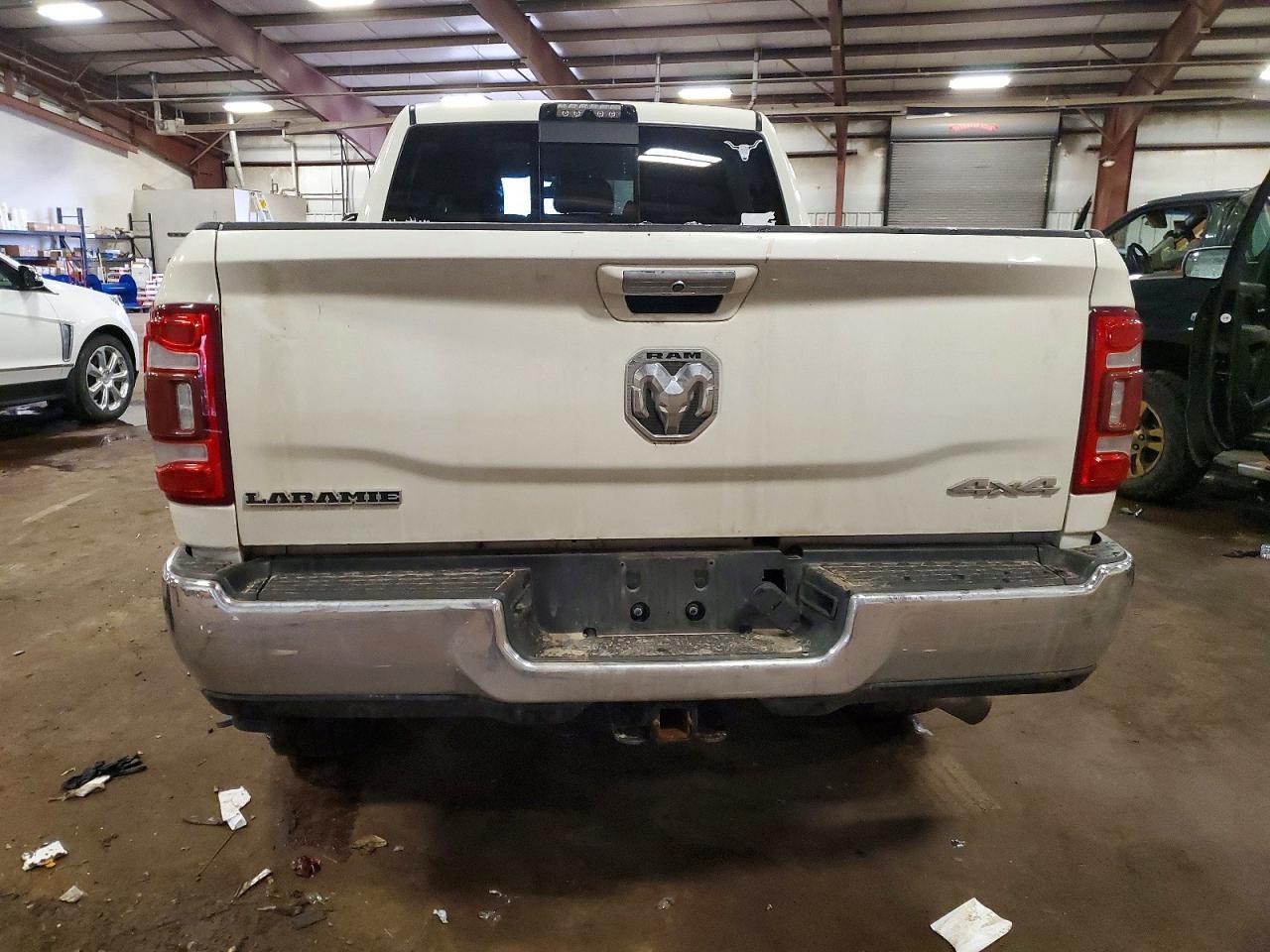 2019 Ram 2500 Laramie - Фото 6