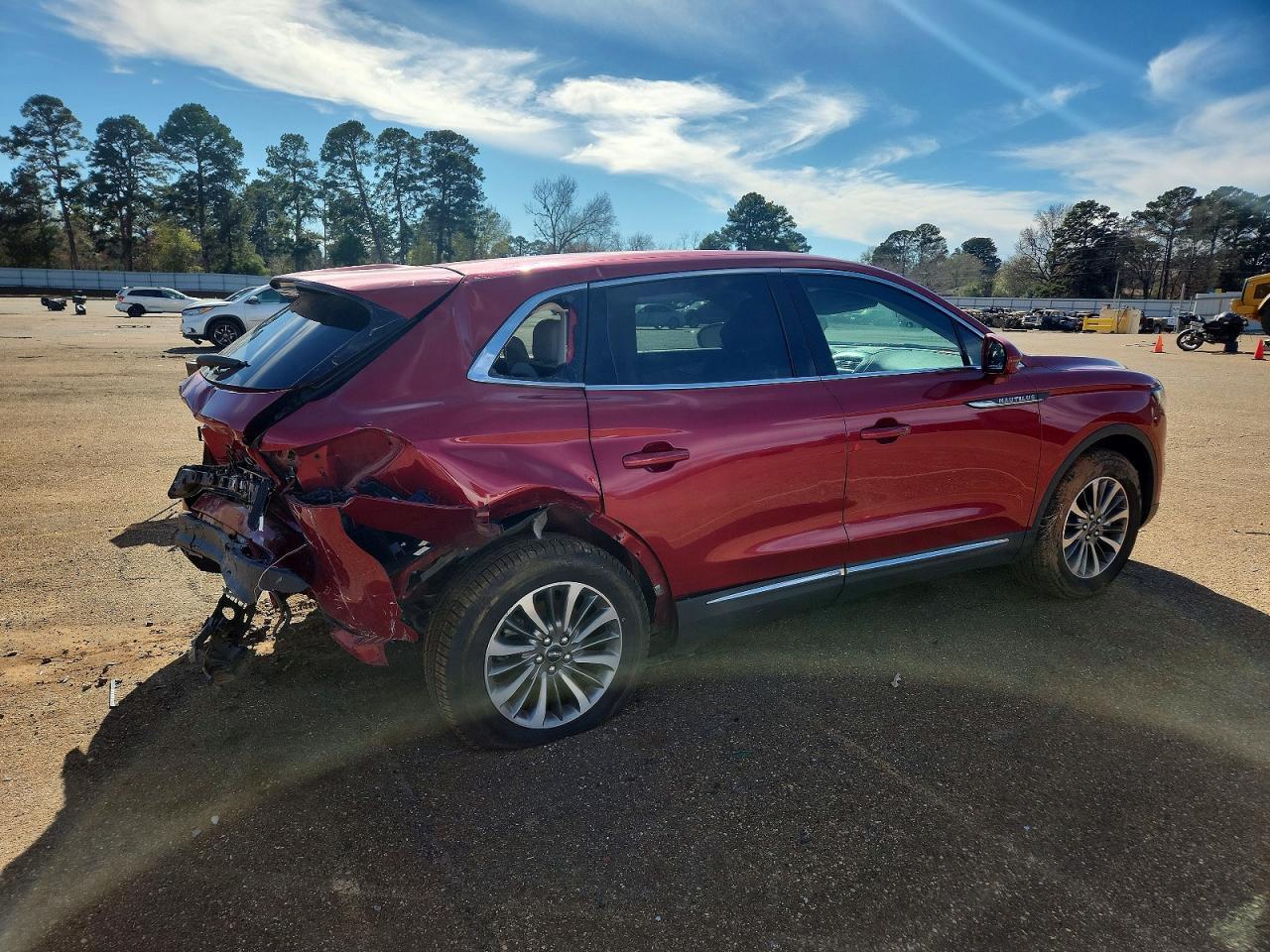 2020 Lincoln Nautilus - Фото 3