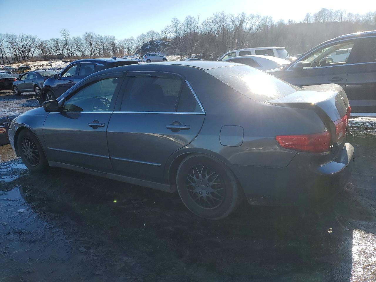 2005 Honda Accord Lx - Фото 2