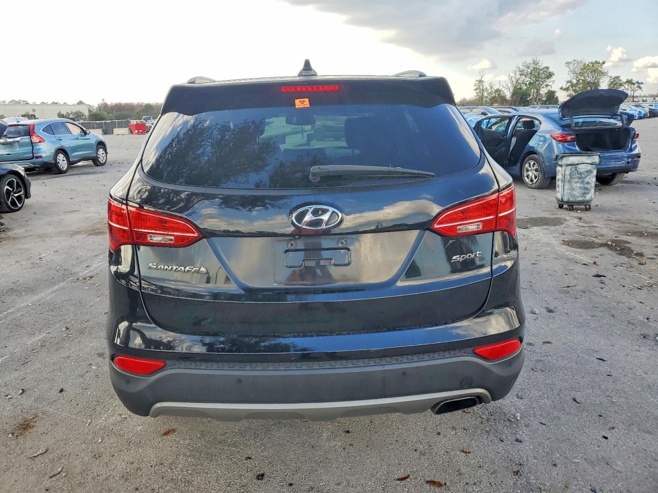 2014 Hyundai Santa Fe Sport - Image 6