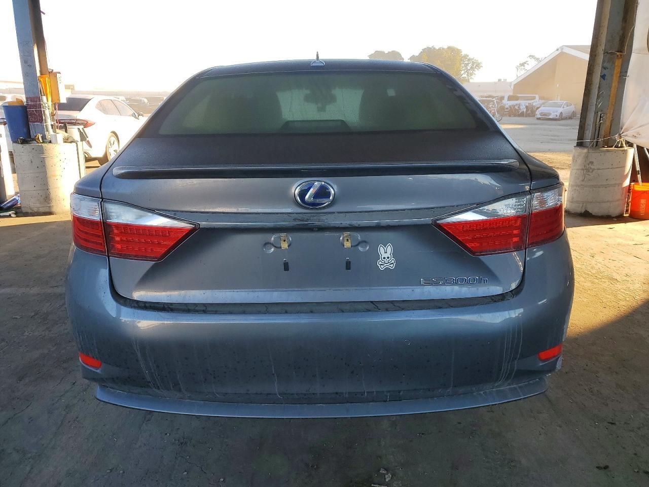 2014 Lexus Es 300H - Фото 6