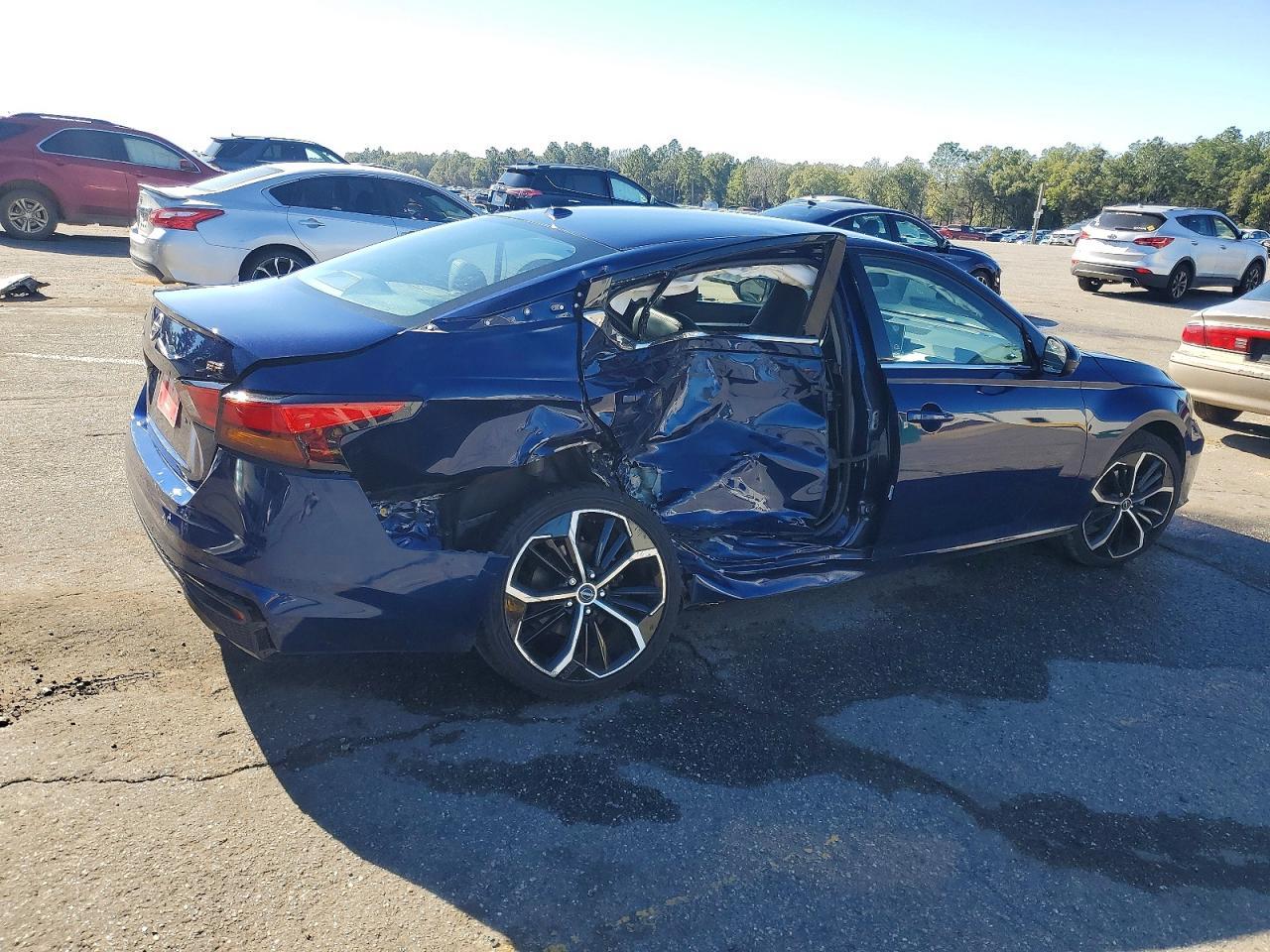 2024 Nissan Altima 2.5 Sr - Фото 3