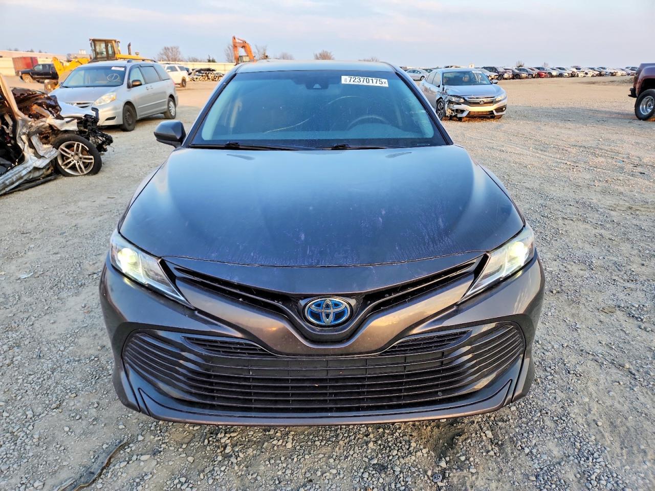 2019 Toyota Camry Le - Image 5