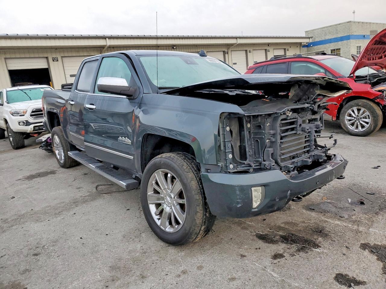 2017 Chevrolet Silverado K1500 High Country - Фото 4