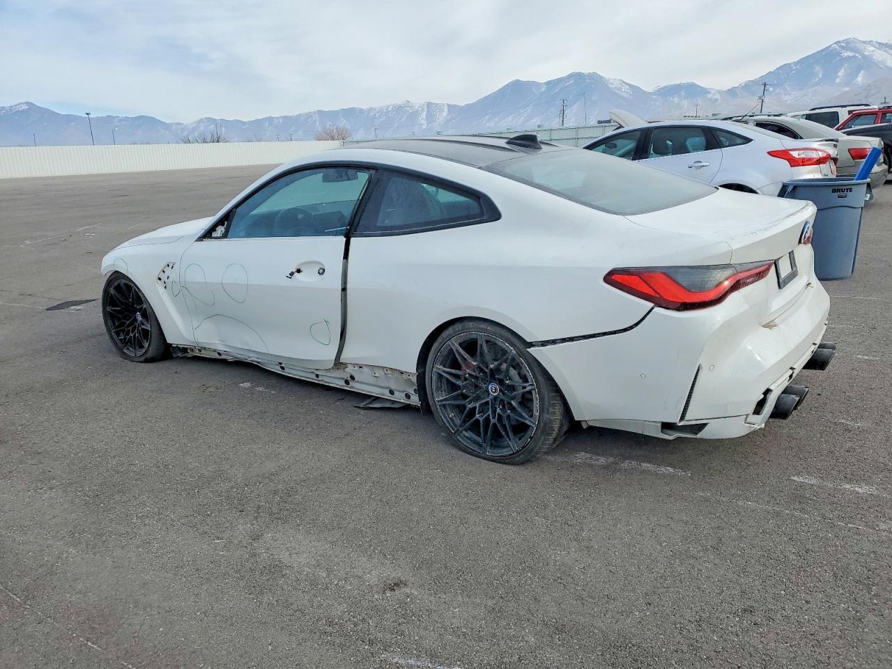 2022 BMW M4 Competition - Image 2