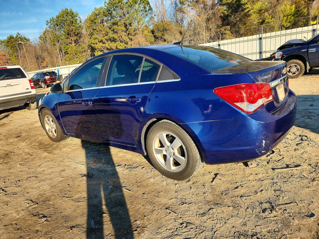 2013 Chevrolet Cruze Lt - Image 2