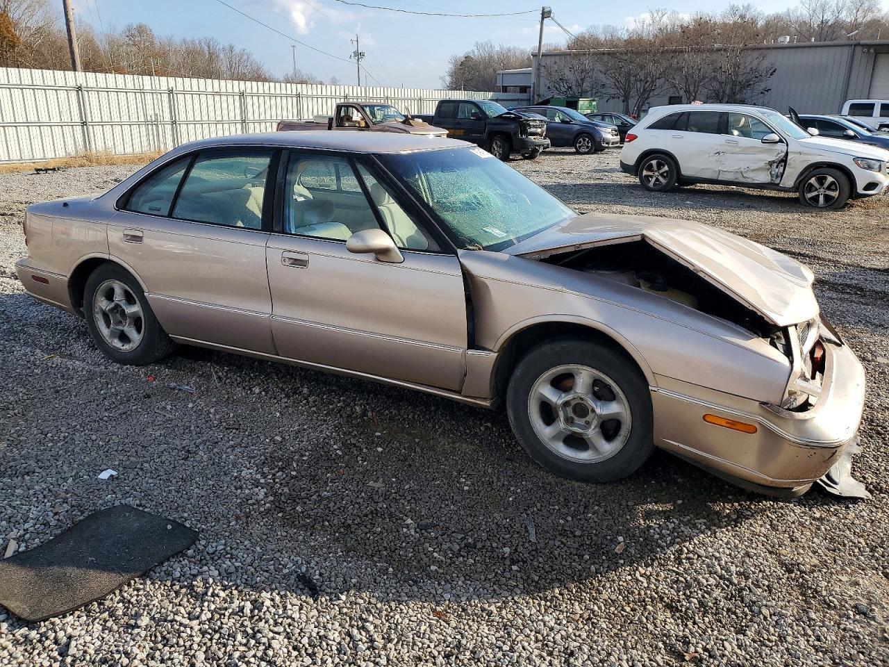1999 Oldsmobile 88 Base - Фото 4
