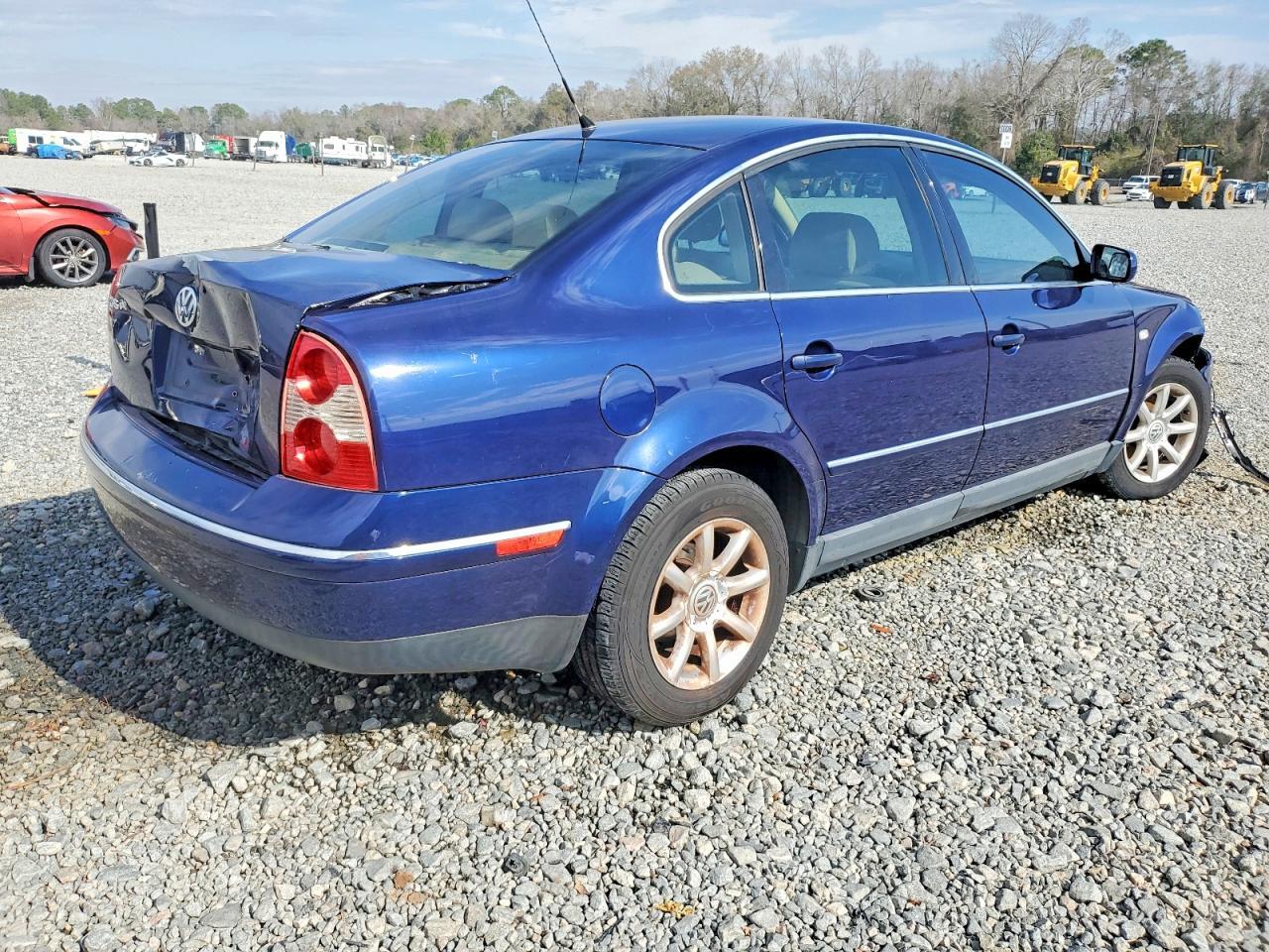 2004 Volkswagen Passat Gls - Image 3