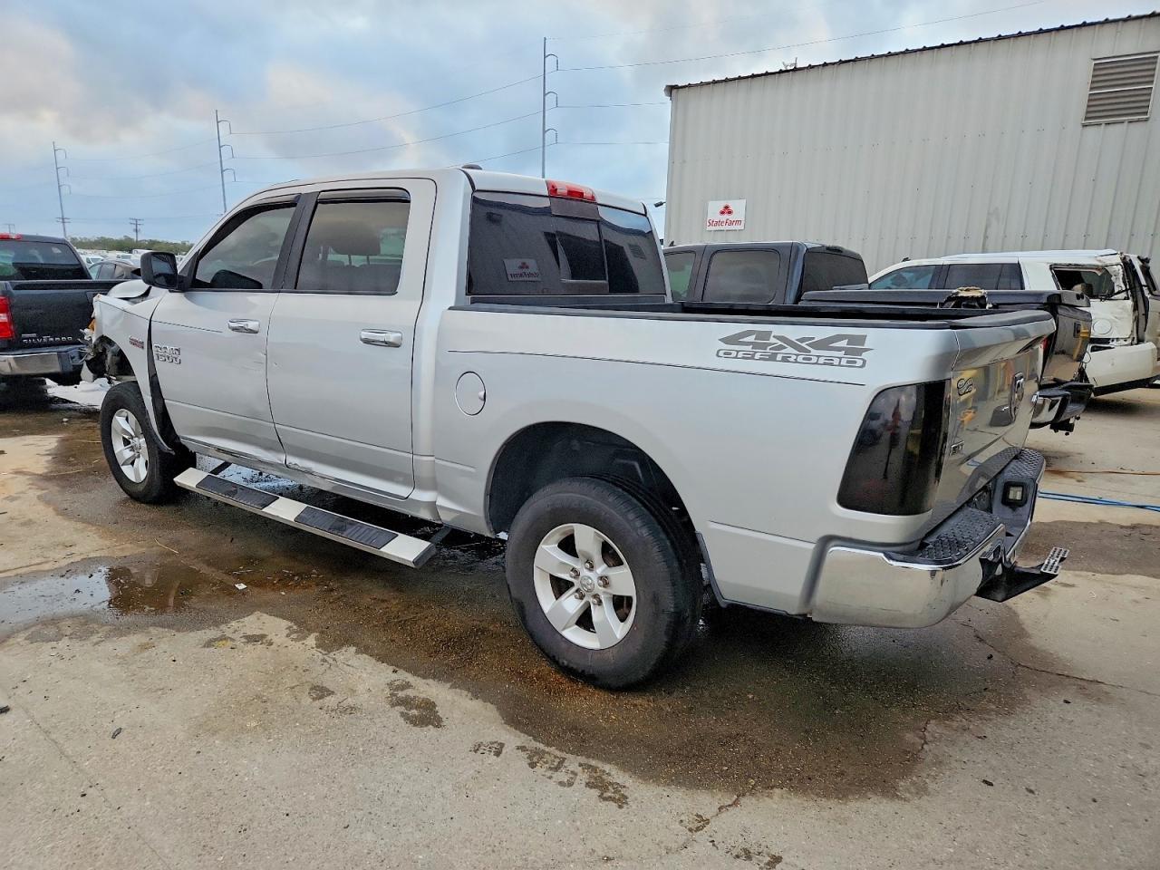 2015 Ram 1500 Slt - Фото 2