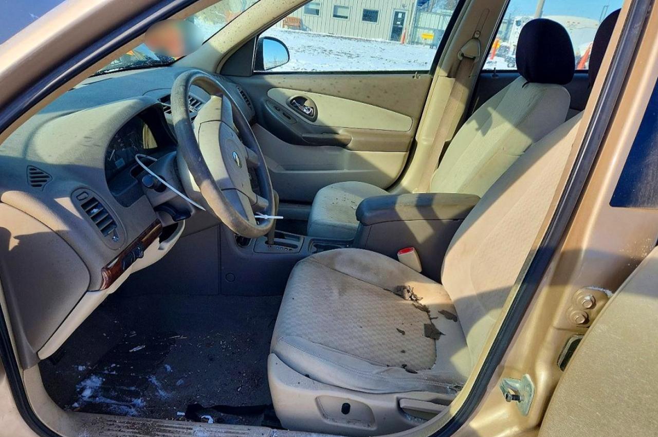 2004 Chev Malibu - Фото 7
