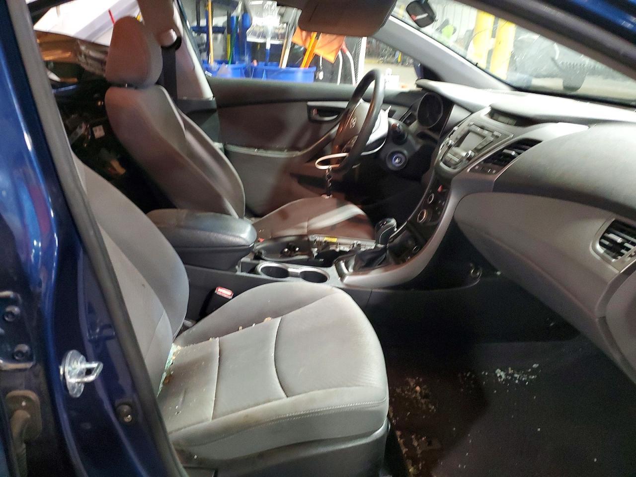 2015 Hyundai Elantra Se - Фото 7