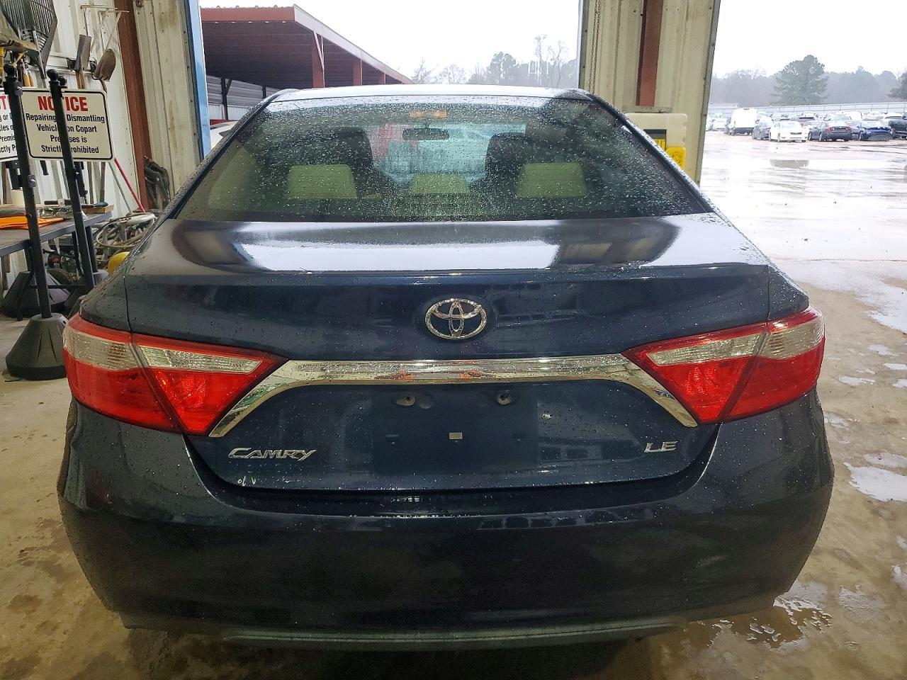 2015 Toyota Camry Le - Image 6