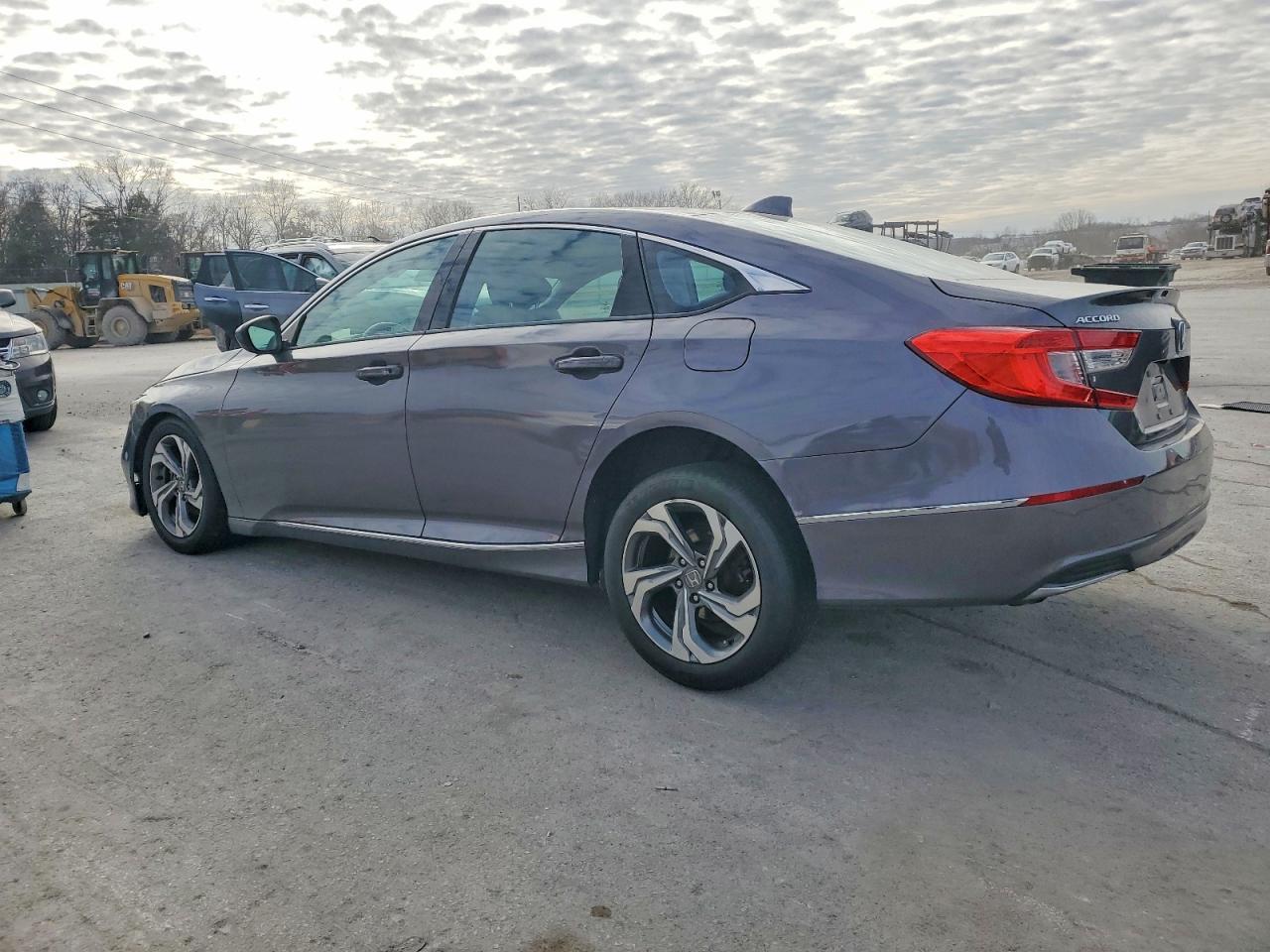 2018 Honda Accord Ex - Фото 2