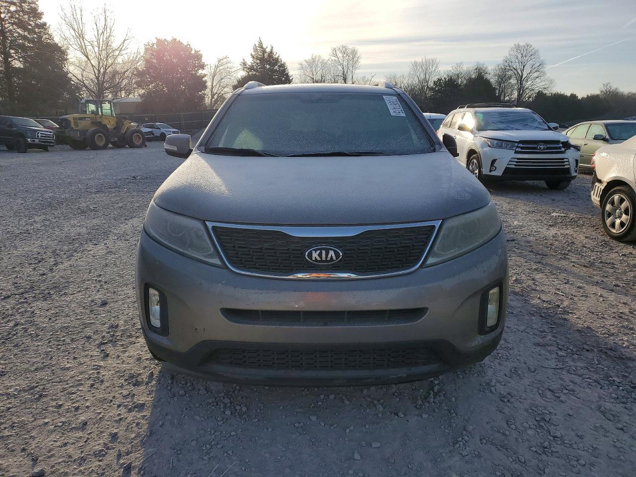 2018 Kia Sorento Lx - Image 5
