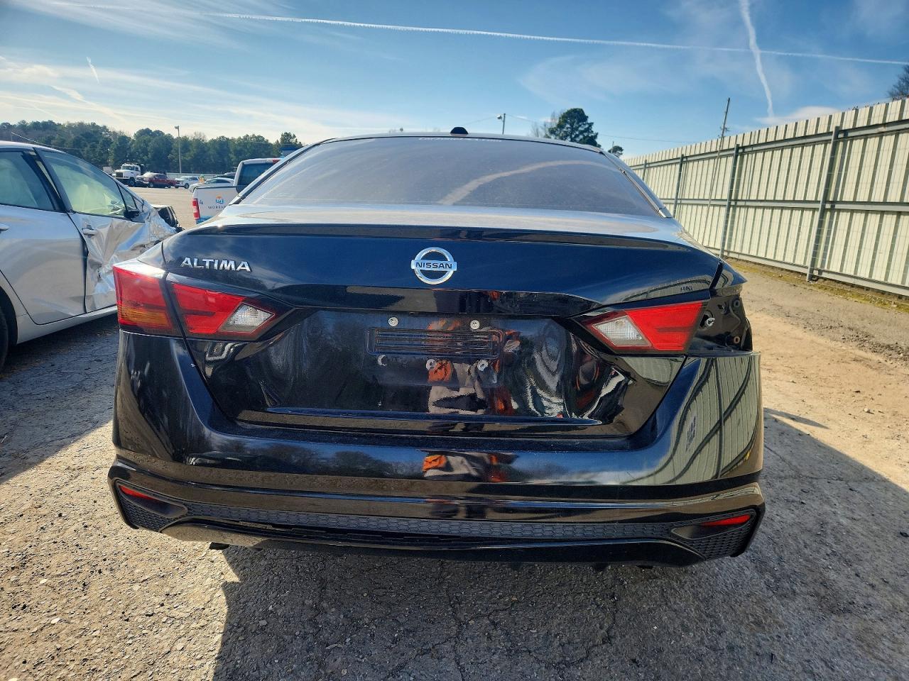 2019 Nissan Altima S - Фото 6