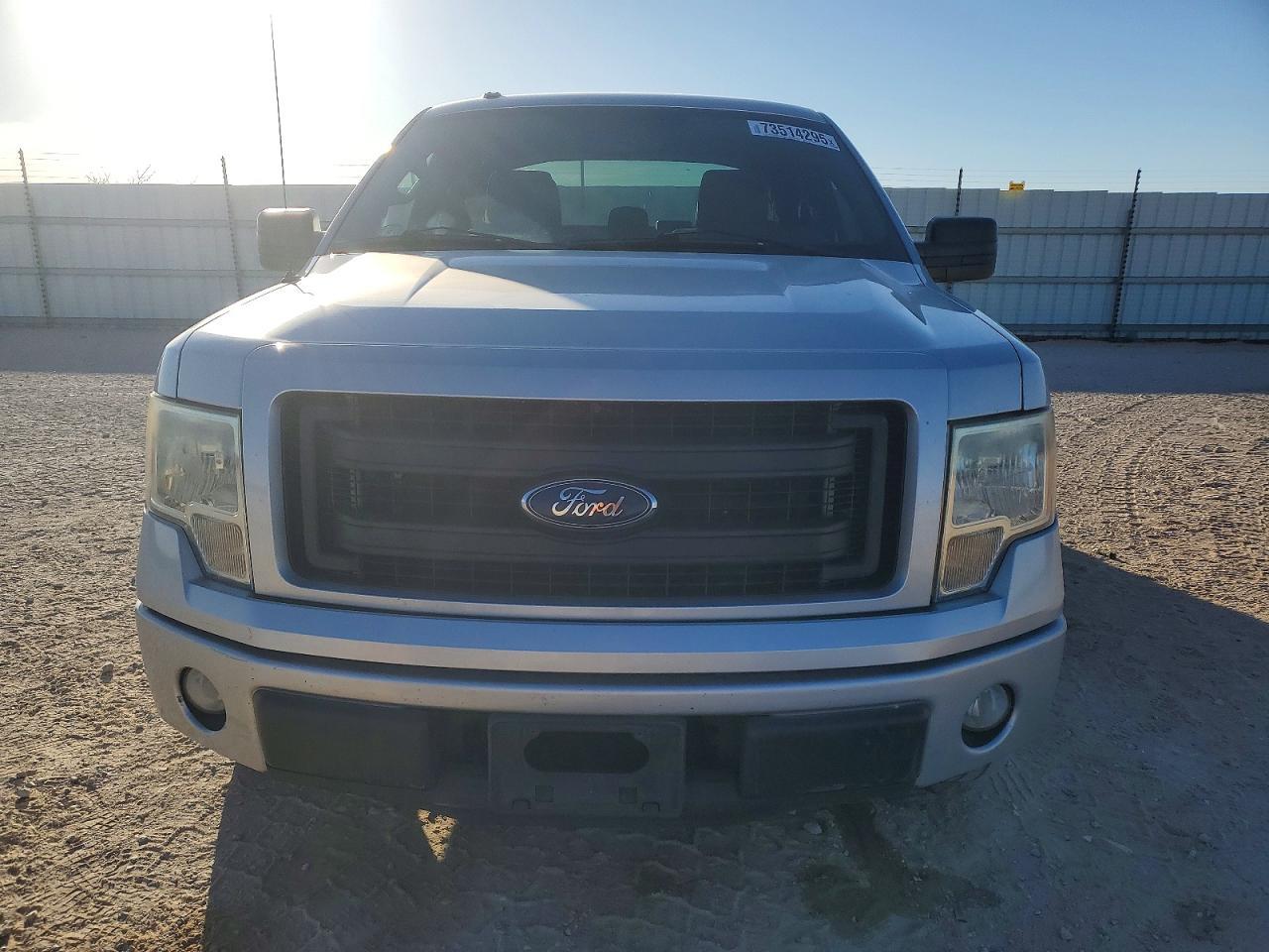 2013 Ford F150 Super Cab - Фото 5