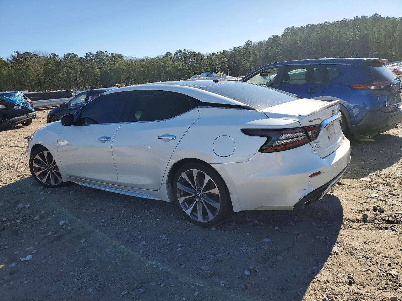2020 Nissan Maxima Platinum - Фото 2