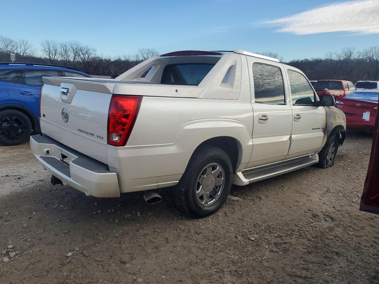 2004 Cadillac Escalade - Фото 3