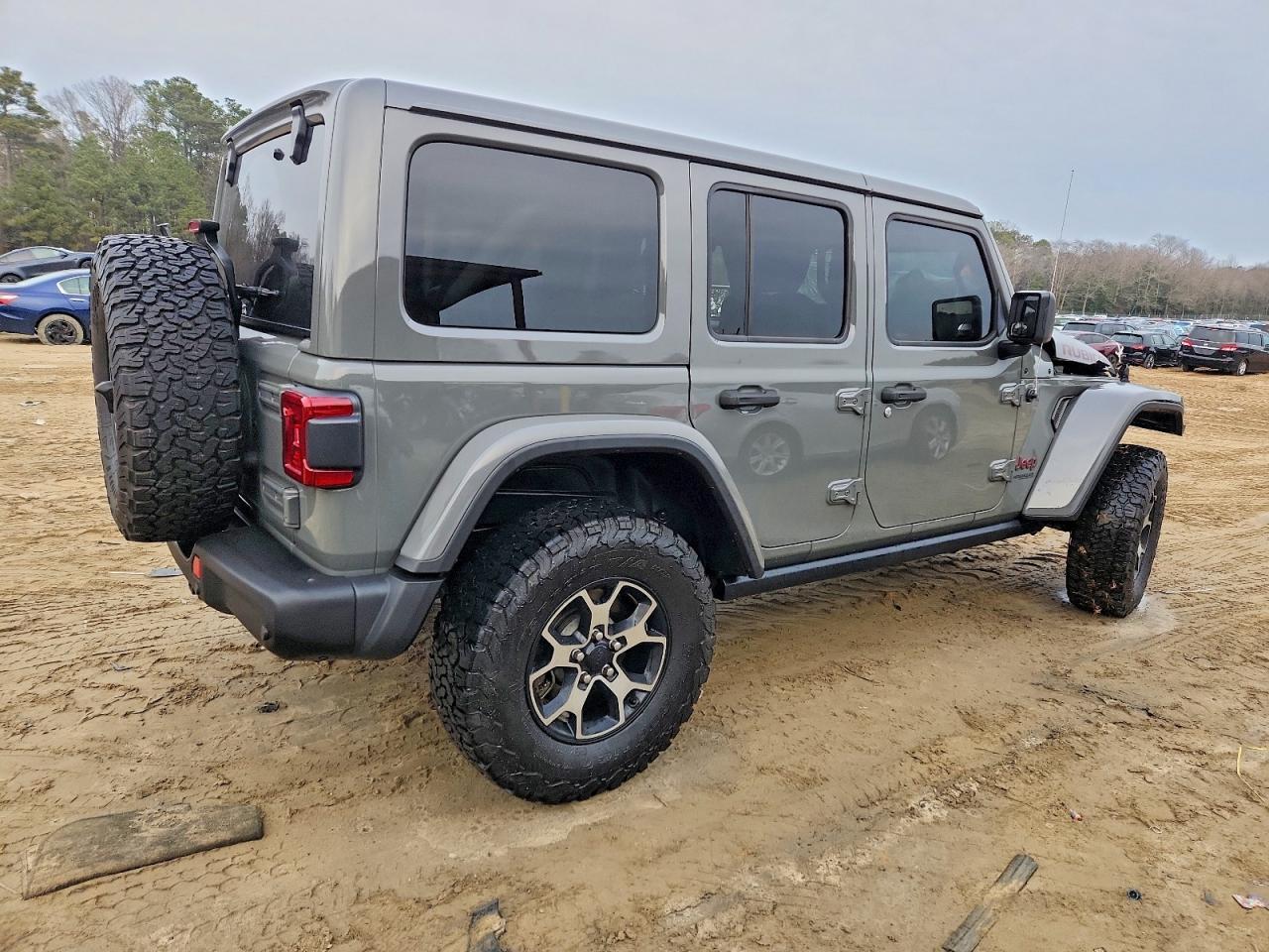 2020 Jeep Wrangler Unlimited Rubicon - Фото 3