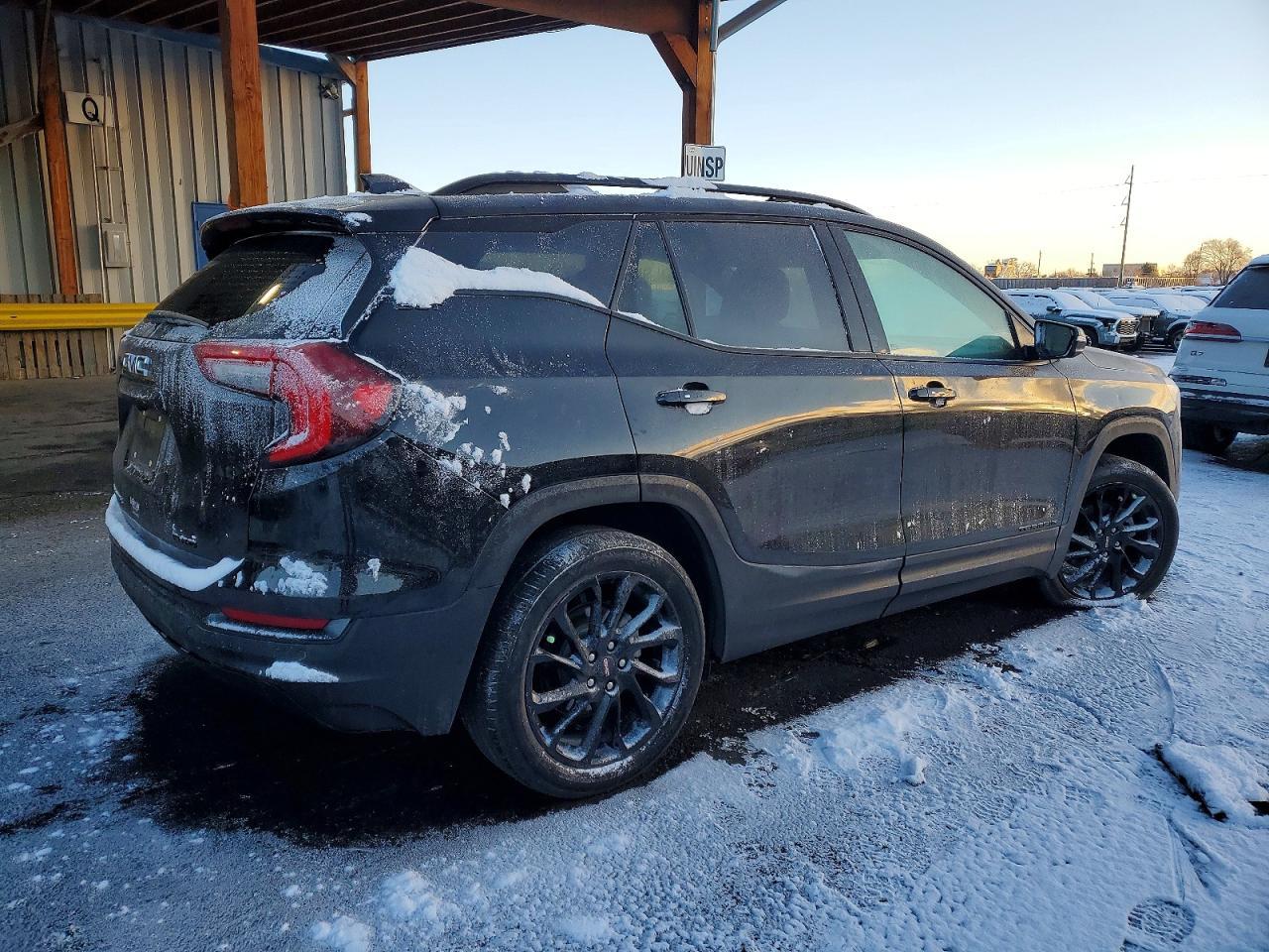 2024 GMC Terrain Slt - Фото 3