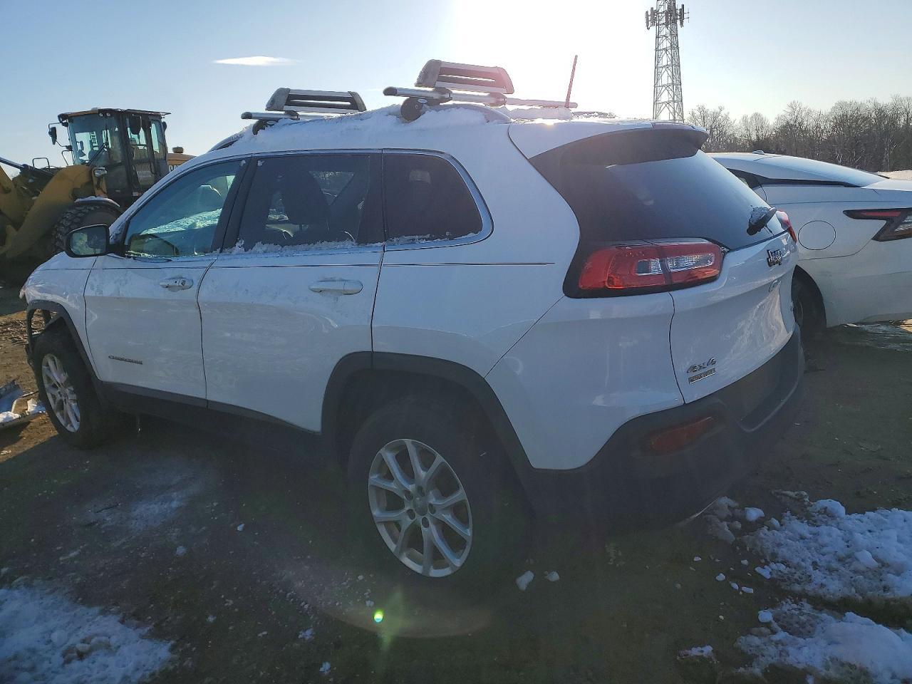 2018 Jeep Cherokee Latitude Plus - Фото 2