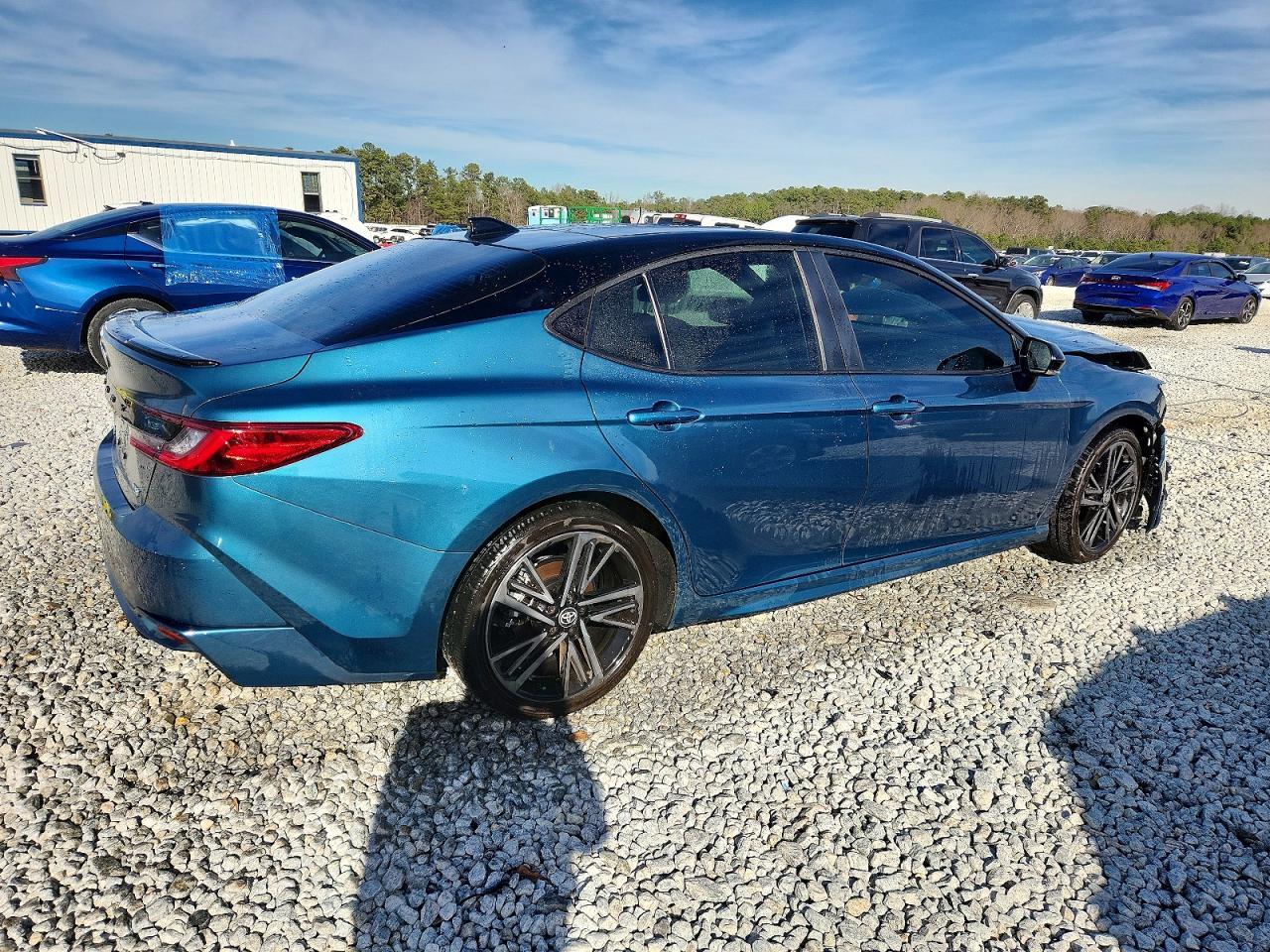 2025 Toyota Camry Xse - Фото 3