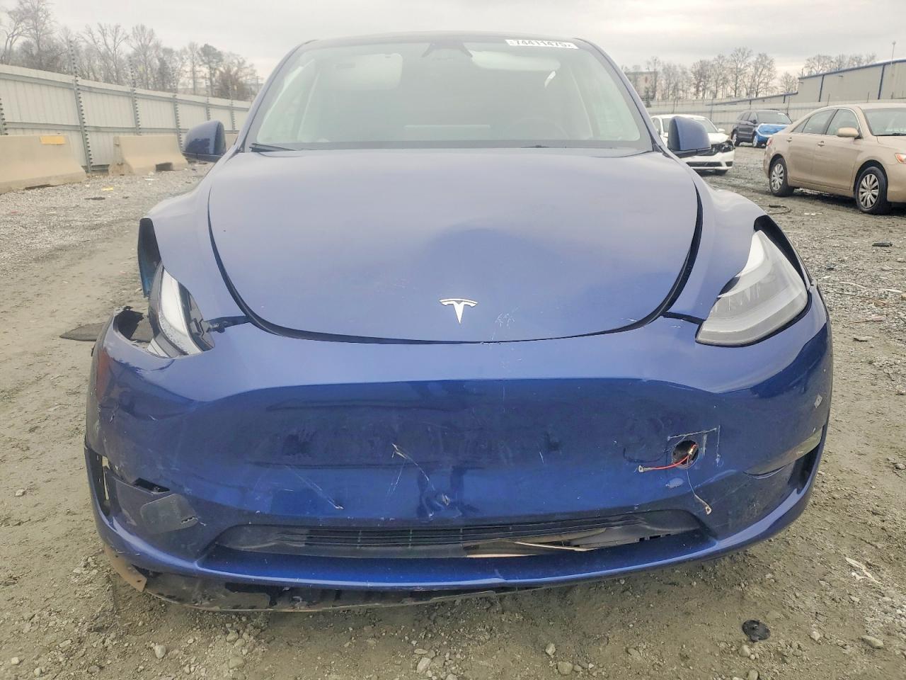 2024 Tesla Model Y - Фото 5