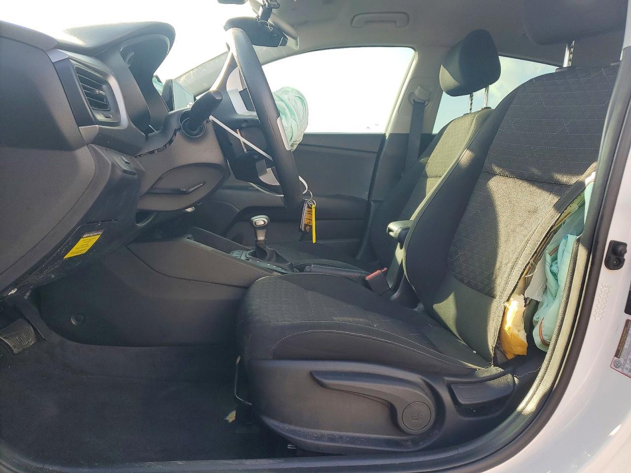 2022 Kia Rio Lx - Фото 7