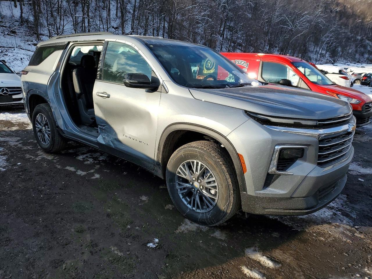 2026 Chevrolet Traverse Lt - Фото 4