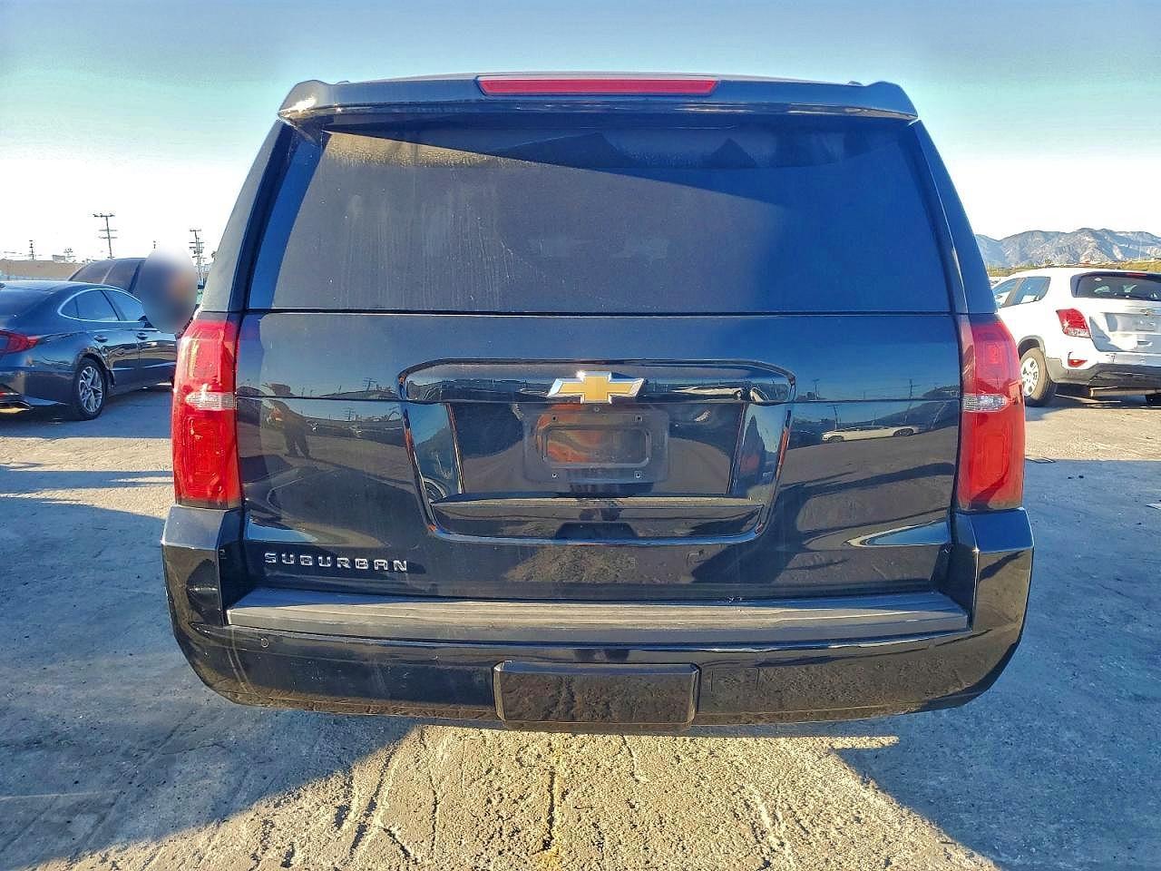 2019 Chevrolet Suburban C1500 Lt - Image 6