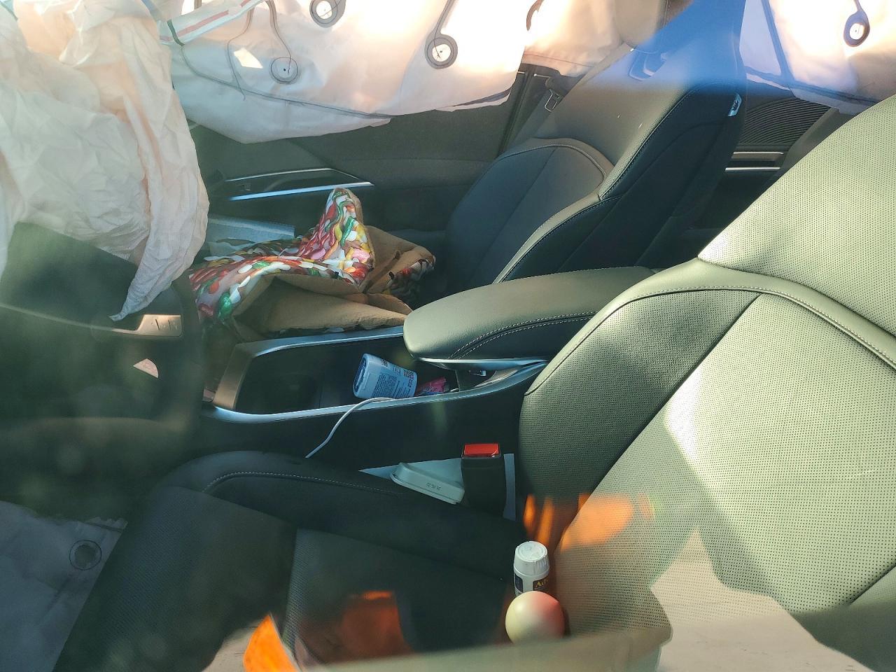 2025 Lucid Motors Air Pure - Image 7