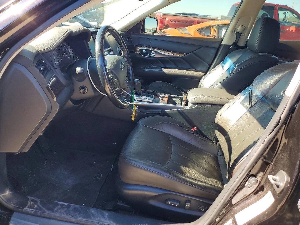 2011 Infiniti M37 X - Фото 7