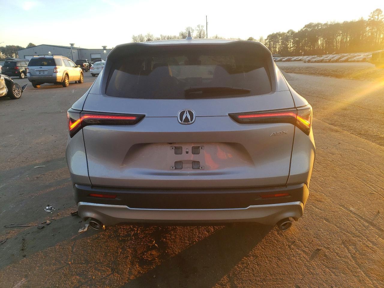 2025 Acura Adx - Фото 6