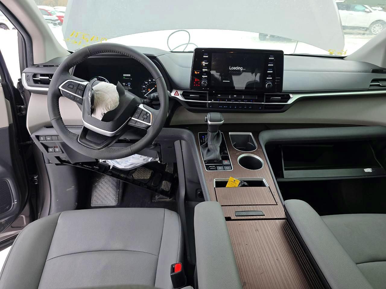 2024 Toyota Sienna Xle - Фото 7