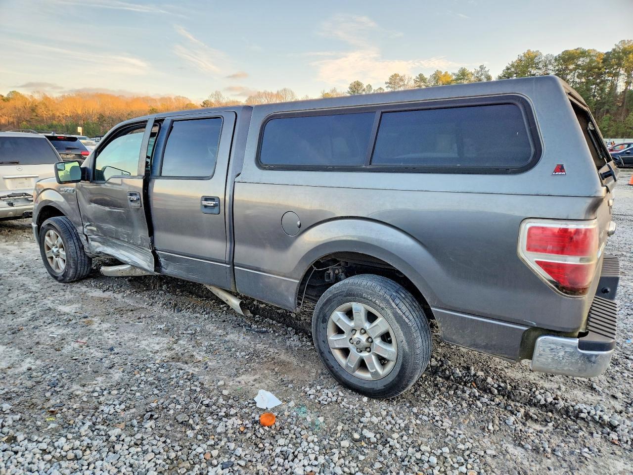 2014 Ford F150 Supercrew - Image 2