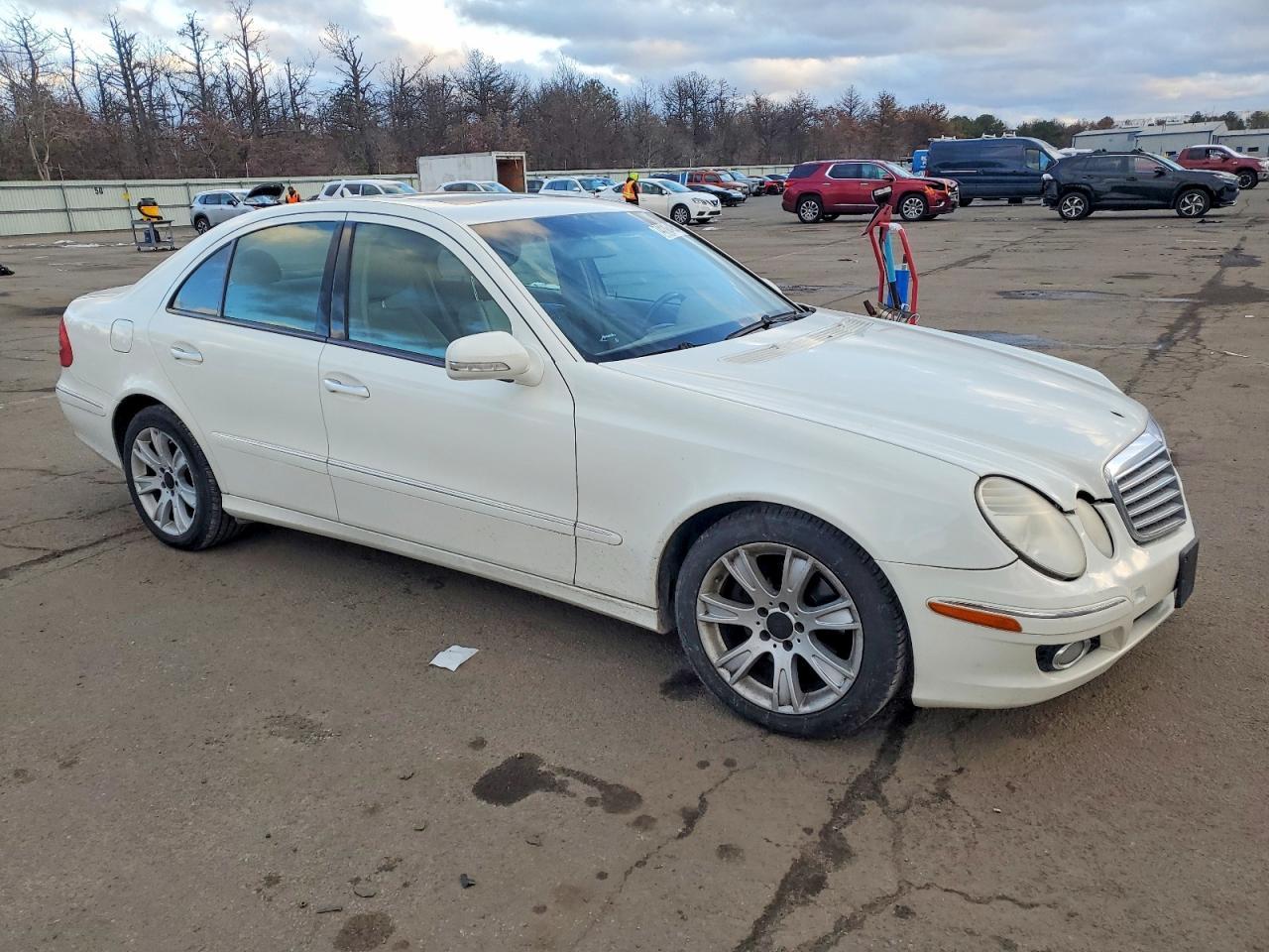 2009 Mercedes-Benz E 350 4Matic - Фото 4