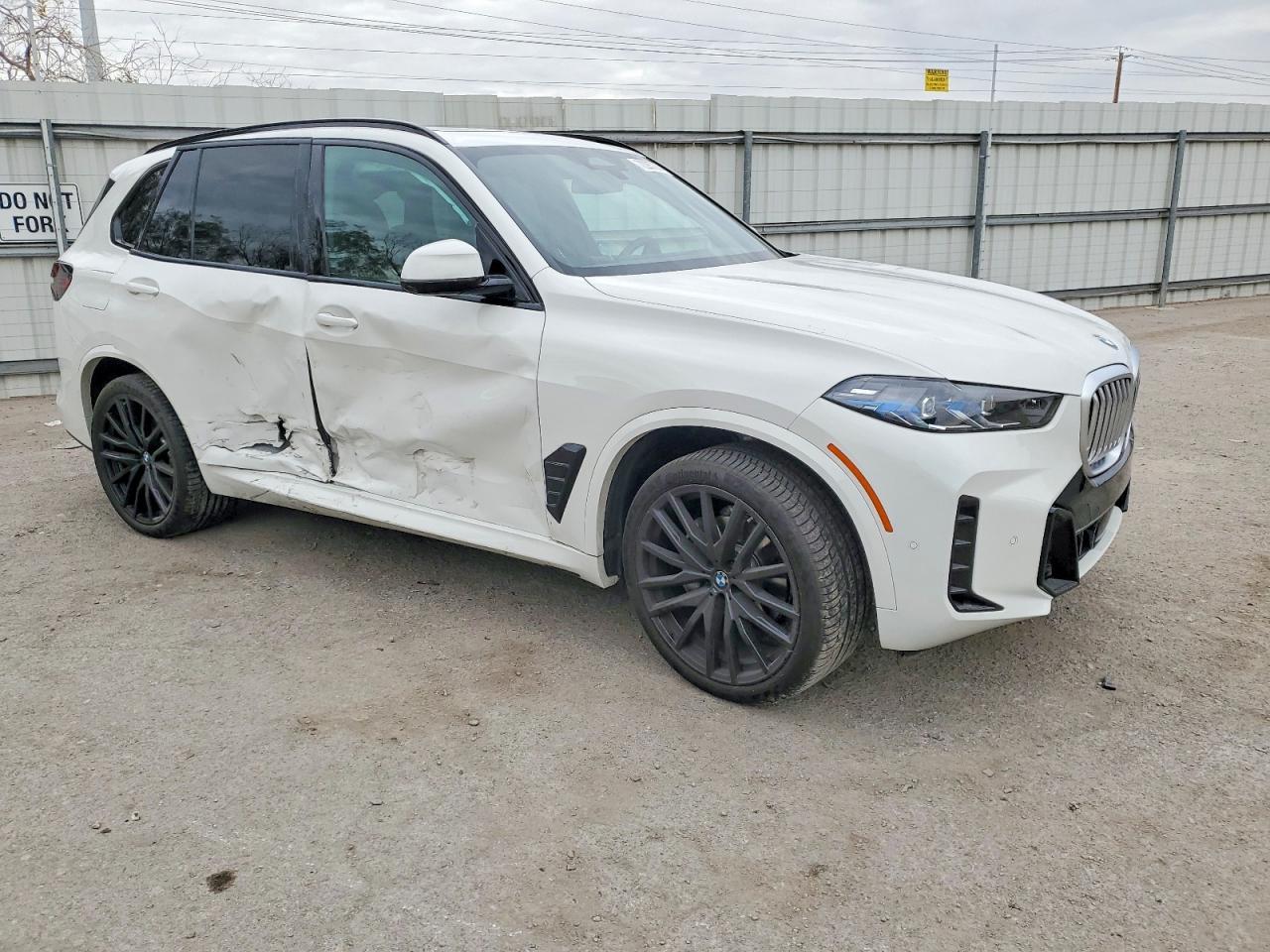 2026 BMW X5 Sdrive 40I - Image 4