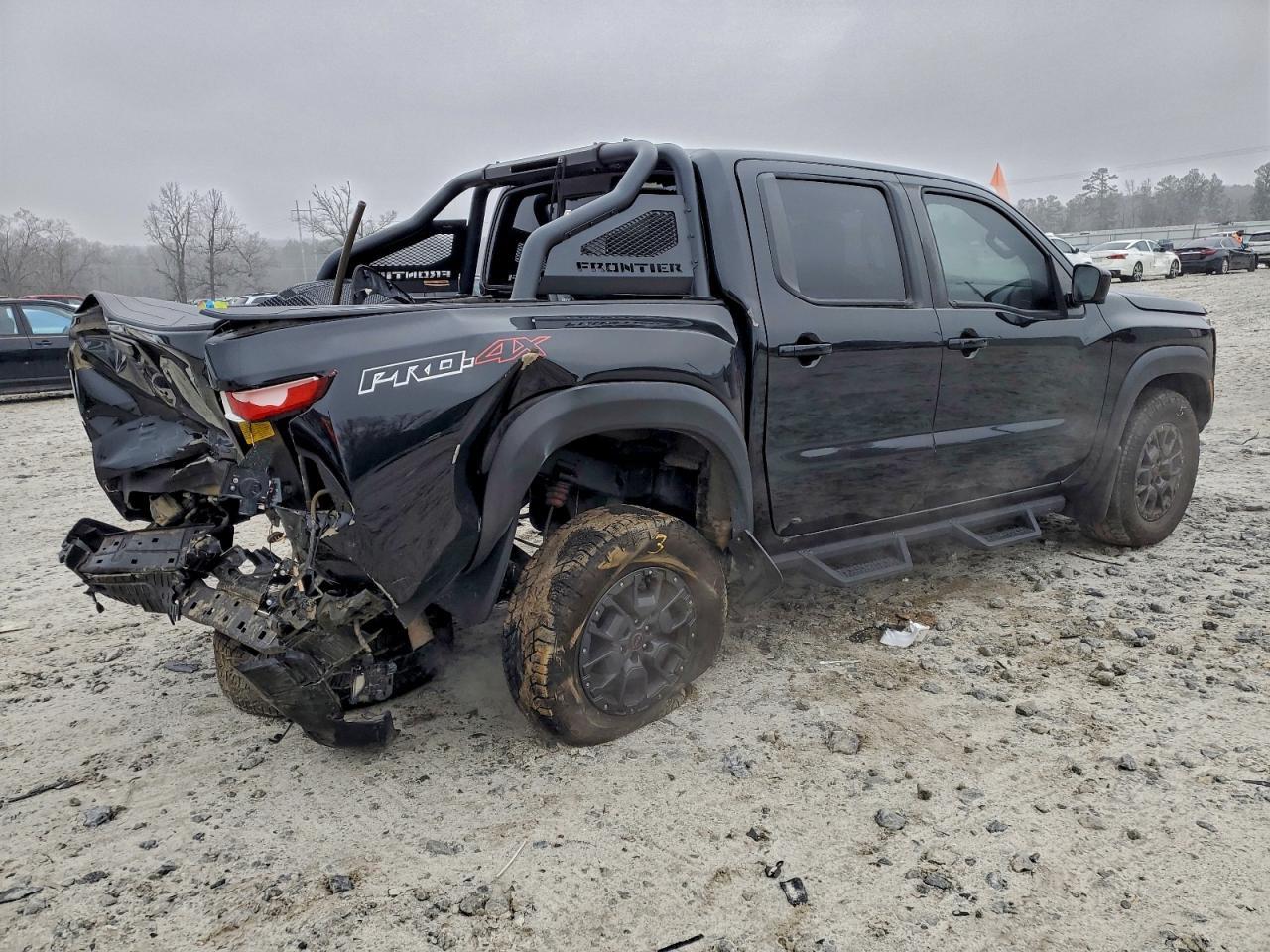 2022 Nissan Frontier S - Фото 3