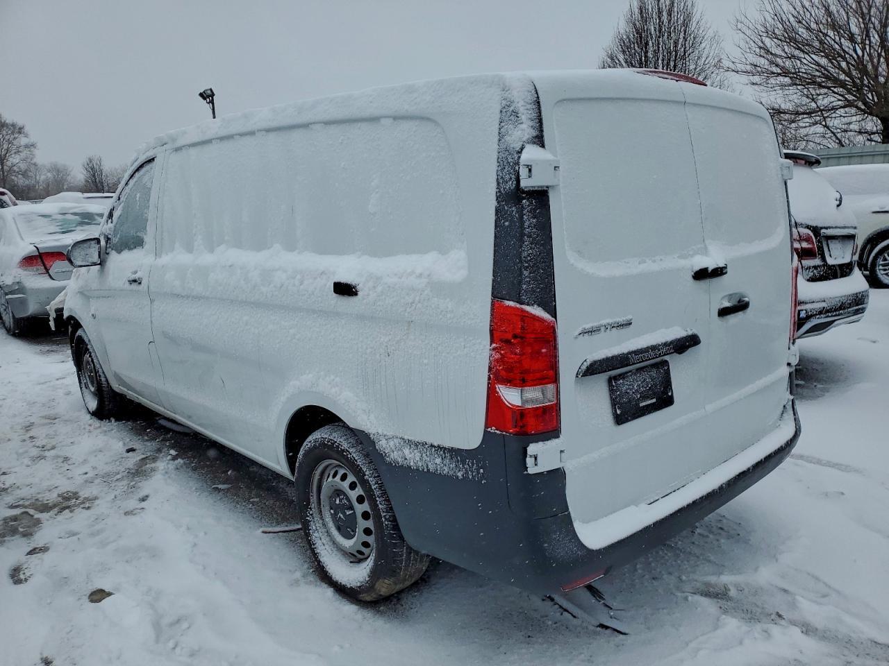 2022 Mercedes-Benz Metris - Фото 2