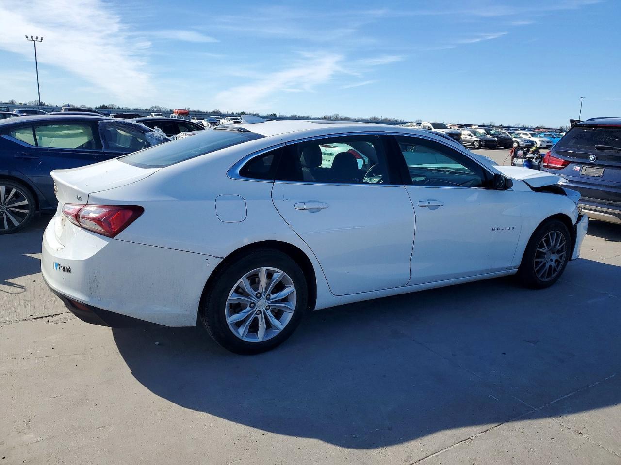 2021 Chevrolet Malibu Lt - Фото 3