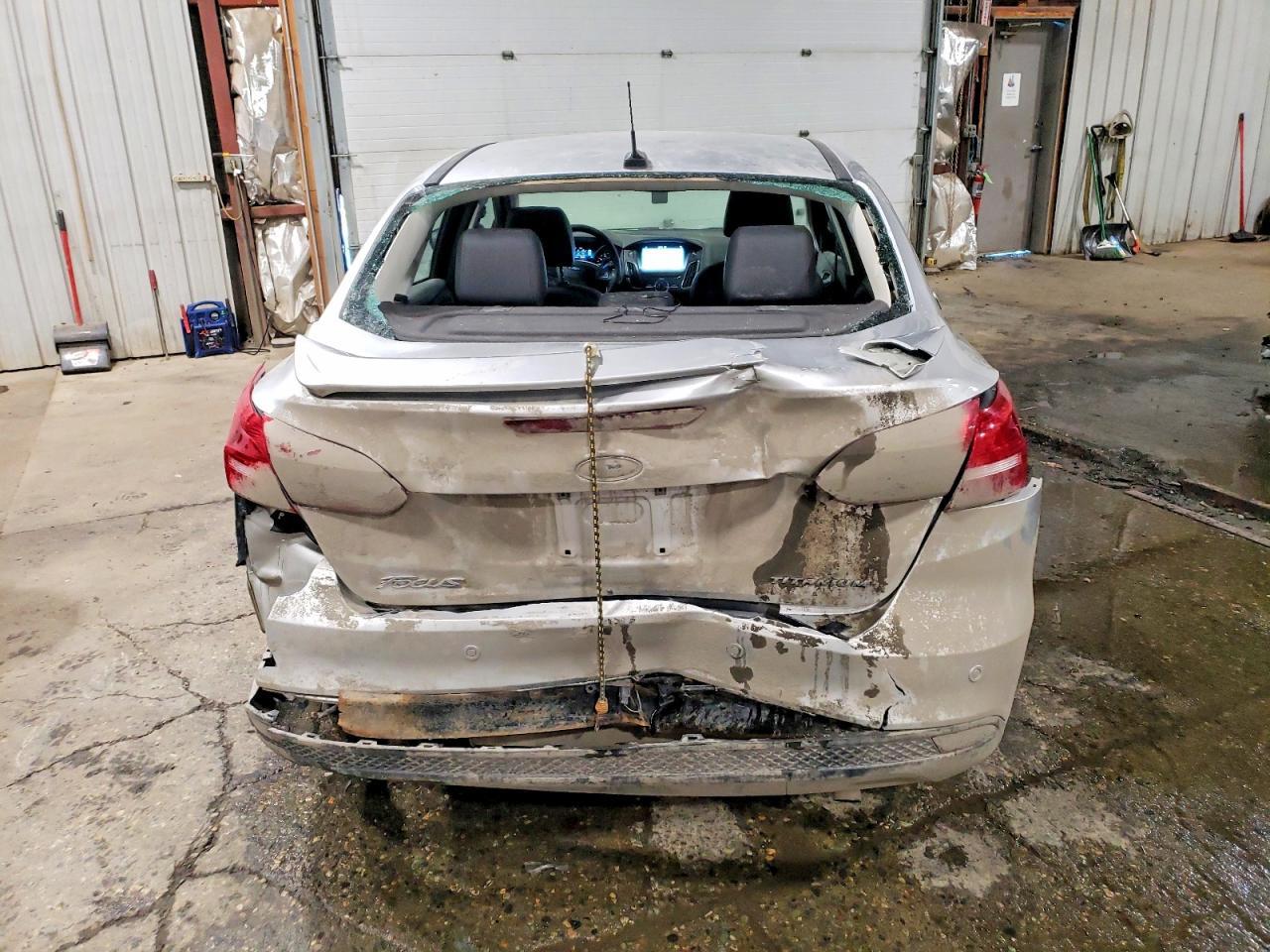 2017 Ford Focus Titanium - Image 6